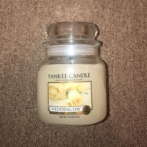 Yankee Candle Wedding Day Candle